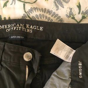 American Eagle Super Stretch Jegging 8 Dark green